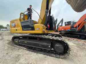 Excavatrice sur chenilles Caterpillar 336GC d'occasion, 36 tonnes, modèle 2023, moteur Cummins, boîte de vitesses en bon état, deuxième main - Product Image 2