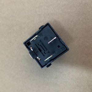Relais Volkswagen 645 4H0951253A pour remplacement de relais auto - Product Image 3