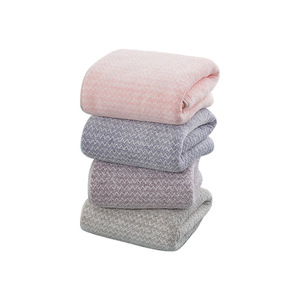 Coral Fleece Bath <b>Towels</b> Rectangle Geometric Pattern Soft Absorbent <b>Quick</b> <b>Drying</b> Home Use Solid Color <b>Towels</b> - Product Image 4