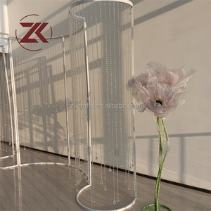 Arche de toile de fond ZKAI élégante en métal blanc avec perles acryliques et cristaux, éclairage LED suspendu, pour événements et mariages - Product Image 3