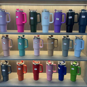 ถ้วยฉนวนสุญญากาศสำหรับ<span class=keywords><strong>รถยนต์</strong></span>ทำจากสเตนเลสขนาด40ออนซ์ถ้วย2024สีคริสต์มาสส่งตรงจากโรงงาน - Product Image 2