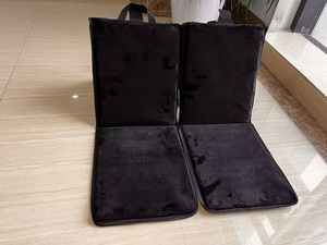 Set Regalo Personalizzato di Tappetini da Preghiera Islamici Ergonomici Imbottiti per Bambini - Product Image 4