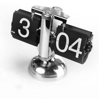 Automatische Seitenwendende Retro-Tischuhr im Europäischen Stil mit Einzelbein-Balance für Wohnzimmer