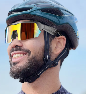 Gafas de Sol Deportivas Inteligentes para Exteriores para Hombres y Mujeres, Gafas Bluetooth Modernas para Escuchar Música y Hacer Llamadas Mientras se Conduce o se Ejercita - Product Image 1
