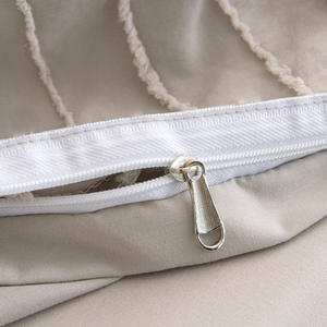 Stile semplice in poliestere britannico con taglio a striscia verticale intrecciata con tecnica copripiumino federa <span class=keywords><strong>Set</strong></span> di tre pezzi - Product Image 3