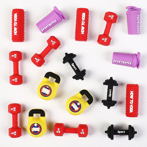 Equipo de fitness con cuentas de silicona 3D con diseño de mancuerna, accesorio de bolígrafo con cuentas de dibujos animados tridimensionales, cuentas sueltas de silicona con diseño de kettlebell - Product Image 1