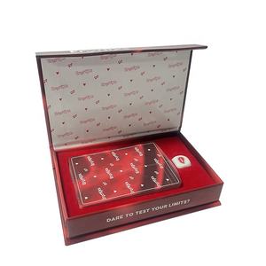 Juego de mesa de <span class=keywords><strong>dados</strong></span> con impresión de diseño totalmente personalizado, caja magnética de tapa dura, OEM, conversación de pareja, Impresión de juego de <span class=keywords><strong>dados</strong></span> de afirmación Sexual - Product Image 4