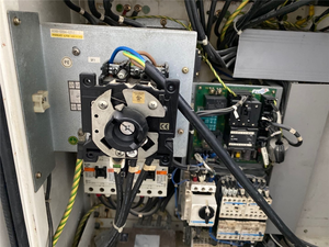 Centre d'usinage CNC FANUC <span class=keywords><strong>ROBODRILL</strong></span> Alpha-T14iFb d'occasion de haute précision du Japon, machine à tarauder CNC à vendre - Product Image 3