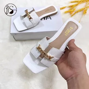 Wholesale fancy Excellent quality women slippers 2021 new thick-soled adult casual flat shoes ladies sandals sandals