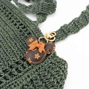 Llavero de Cuero con Cabeza de Ratón Monogramado Vintage con Detalle de Lazo - Product Image 2