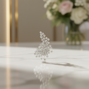 Orecchini a polsino in oro bianco con cristalli, design a pianta con strass rotondi e incastonatura a griffe, gioielli romantici da donna per feste - Product Image 2