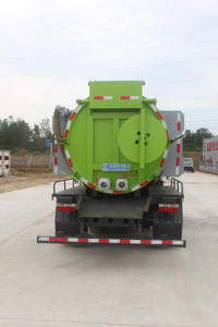 Camión de Alcantarillado de Vacío Euro 3 de 10000L con Transmisión Manual de Alta Calidad, con Tanque de Succión de Aguas Residuales Diésel para Limpieza de Alcantarillado - Product Image 6