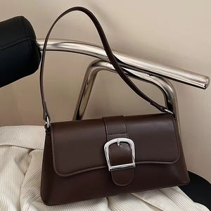 Bolso Bandolera de Alta Gama en Cuero PU con Dos Correas y Cadenas, Impermeable y Ligero para Damas - Product Image 1