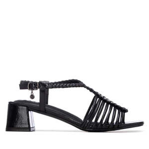 Sandales à talons pour femme Xti, noires, talon de 5 cm, taille 37, design à lanières - Product Image 1