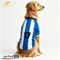 Vêtements pour animaux de compagnie avec imprimé équipe nationale de football, personnalisables (numéro et taille), pour la marche en extérieur, vente en gros OEM ODM