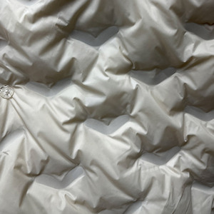 Nouvelle Arrivée Vente en Gros Manteau Court en <span class=keywords><strong>Cuir</strong></span> et Duvet de Canard pour Femme, <span class=keywords><strong>Veste</strong></span> en <span class=keywords><strong>Cuir</strong></span> Véritable Personnalisée avec Vraie Fourrure de Renard - Product Image 4