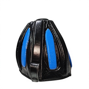 Cascos y Gorras para Paracaidismo Hechos de Cuero Premium para Esquí, Ciclismo y Actividades al Aire Libre - Diseño Resistente al Viento - Product Image 3