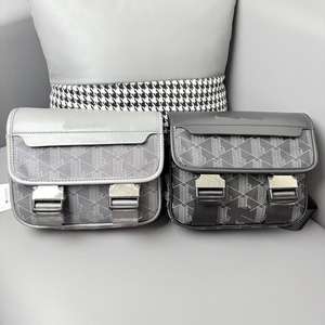 Bolso Cruzado de Piel Sintética para Hombre, Estilo Casual, Bandolera, con Logotipo Personalizado, Estilo Moderno - Product Image 5