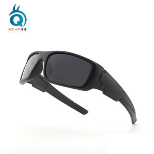 Itália Designer Polarized Sports <span class=keywords><strong>Sunglasses</strong></span> UV400 CE para Ciclismo Pesca Surf Square Frame Water Sport Floating Strap - Product Image 2