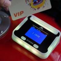 Terminal Pengisian Ulang Kartu Counter Top untuk Pusat Permainan Arcade, Mesin Pembaca Kartu WiFi dengan Dukungan Layanan Tiket Booth