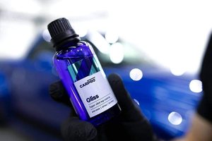 Prix usine CARPRO Gliss V2-30ml Kit - Revêtement céramique - Nano-top-coat hydrophobe ultra-lisse avec applicateurs en microfibre - Product Image 4