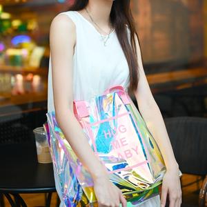 Bolsa Holográfica Iridiscente Láser Rosa de Venta al por Mayor de Fábrica, Bolsa de Compras Reutilizable con Logotipo Personalizado, Bolsa de PVC Transparente con Holograma Arcoíris - Product Image 3