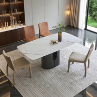 Table à manger haut de gamme en marbre Meubles en acier au carbone de conception spéciale pour salle à manger pour la maison ou l'hôtel