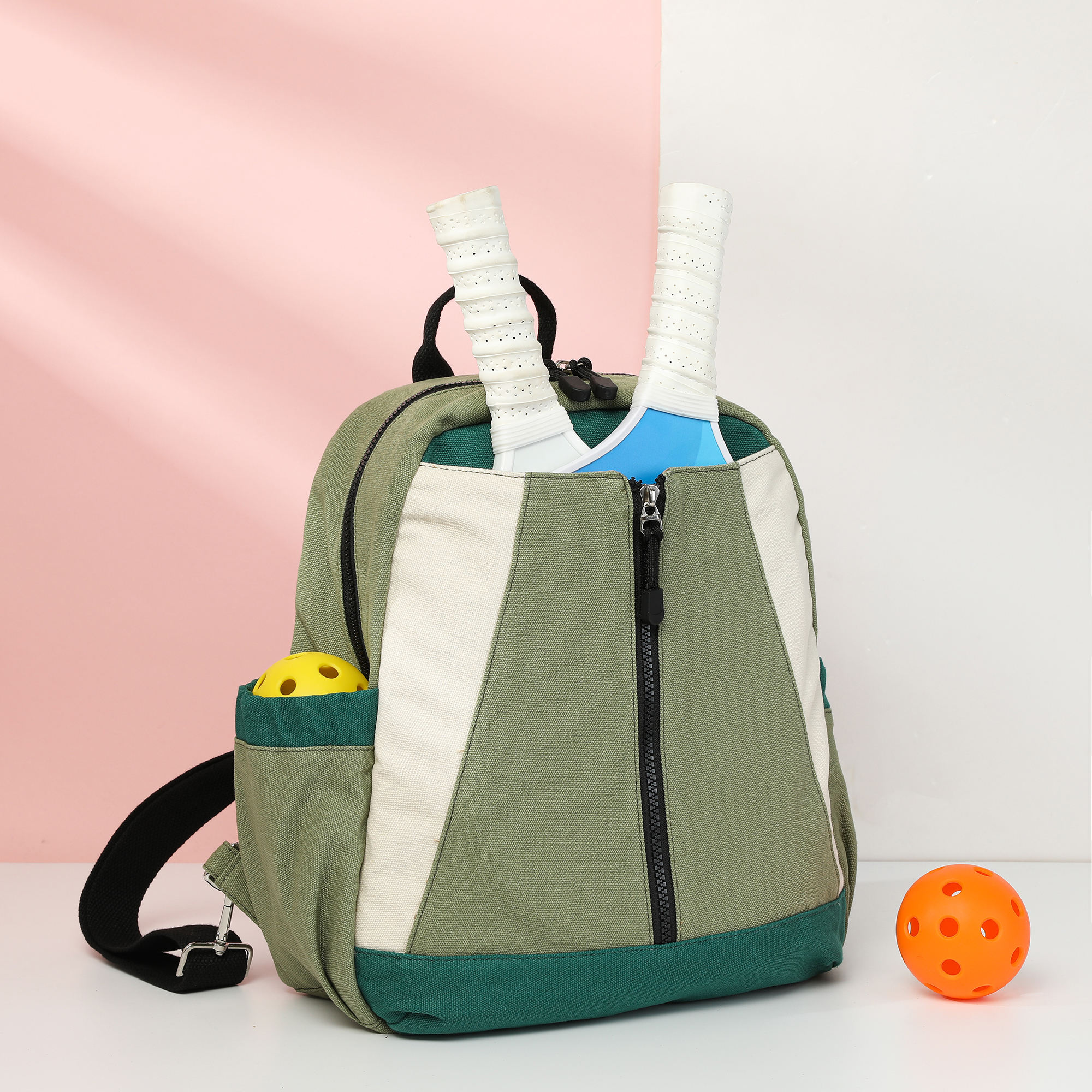 สีเขียว