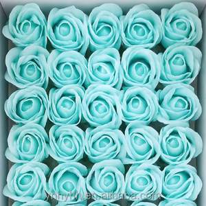 Boîte de <span class=keywords><strong>50</strong></span> <span class=keywords><strong>roses</strong></span> artificielles au toucher réaliste, en forme de savon, pour décoration naturelle, <span class=keywords><strong>bouquet</strong></span>, Fête des Mères, Rentrée scolaire - Product Image 5