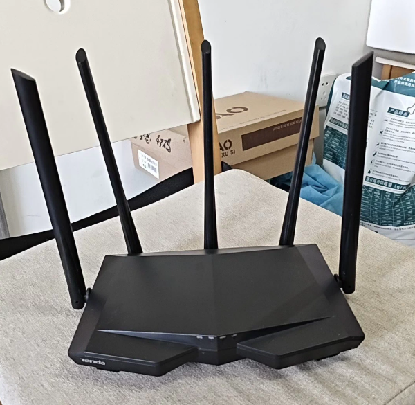 Global Version Tenda AC7 High-Performance Network Extender Wifi Router External Wall Penetration 2.4g for Home Use