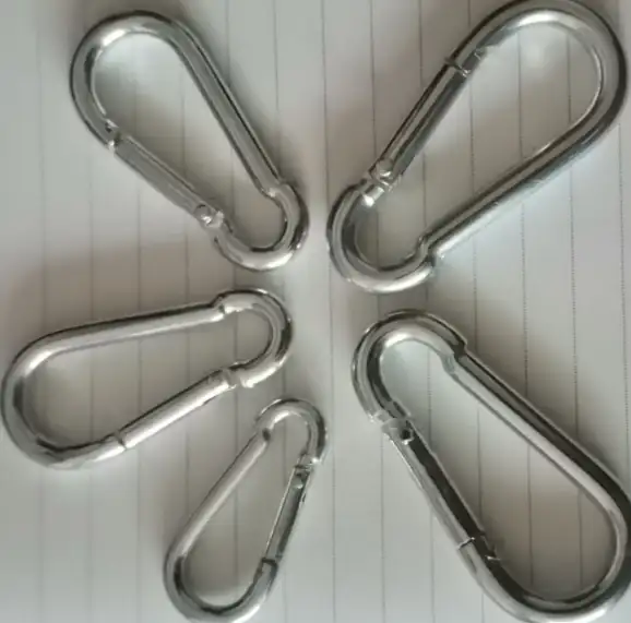 Mini en aluminium petite escalade sol porte-clés mousqueton clip en gros