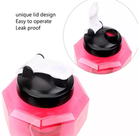 Bouteille d'eau de sport en plastique coloré sans BPA, grande capacité 2,2 L, forme haltère, portable, écologique, pour la gym