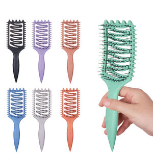 Cepillo de pelo de plástico para salón de belleza con diseño de paleta y orificios finos para definir rizos - Product Image 1