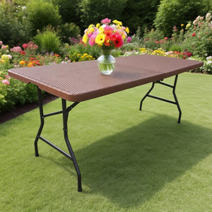 <span class=keywords><strong>Tavolo</strong></span> Pieghevole Rettangolare in HDPE <span class=keywords><strong>per</strong></span> Uso <span class=keywords><strong>Esterno</strong></span> in Parchi, Hotel e Matrimoni con Gambe Richiudibili - Durevole e Impermeabile - Product Image 6