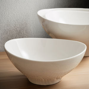 Customized <b>Large</b> Sustainable Porcelain Bone China Noodle Soup <b>Bowl</b> Europe Style Design for Hotels and Daily Use Eco-Friendly - Product Image 2