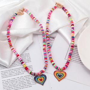 Collar de Corazón con Cuentas de Arcilla Polimérica Arcoíris para Mujer, Regalo, Joyería de Moda, Origen Yiwu - Product Image 1