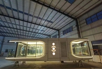 Maison Capsule Spatiale Modulaire Amovible Préfabriquée pour Usage Commercial et Résidentiel