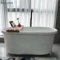 Baignoire autoportante en acrylique sans installation, design moderne, pour usage domestique en petits espaces, spa indépendant mobile, mini-baignoire pour personnes âgées