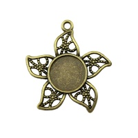 Liontin bingkai cabochon bunga lima kelopak filigree, perunggu antik, paduan seng untuk kerajinan bros vintage