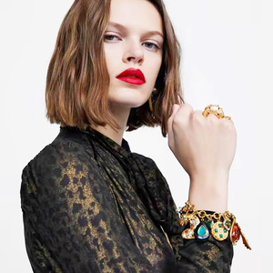 Fashion Street Shoot Bohemian OT Buckle Alloy Diamond love bracciale a forma di <span class=keywords><strong>cuore</strong></span> da donna Sweet Temperament Jewelry Wholesale - Product Image 2