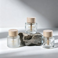 Bouteilles diffuseurs en verre vides en gros, 100 ml, 50 ml, 30 ml, avec couvercles en bois, logo personnalisé pour la décoration intérieure