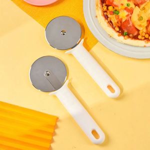 Cortador de Hojuelas de Maíz de Acero Inoxidable Pulido a Espejo con Mango de Plástico, Herramienta para Cortar Tartas y Galletas - Product Image 1