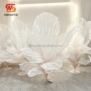 Fleur géante rose de luxe en soie, faite à la main, pour la décoration de scène de mariage - Vente flash - Product Image 2