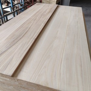 Vente en gros usine : Panneaux de bois de <span class=keywords><strong>Paulownia</strong></span> massif de qualité AB de 30 mm, panneaux de bois de Princesse collés sur le bord pour meubles - Product Image 4
