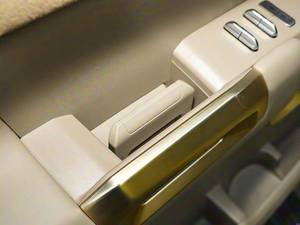 Nissan Frontier Pro PHEV 4WD 1.5T Híbrido Enchufable de Zhengzhou, 4 Puertas, 5 Asientos, Modelo Nuevo 2026 - Product Image 5