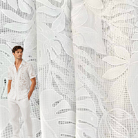 Tissu brodé ajouré 3D blanc pur de qualité supérieure, respirant et de poids moyen, pour chemise/chemisier