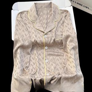 Setelan Piyama Satin Bordir Polos Kustom 2 Potong Pria Sutra Mewah Piyama Kosong Setelan Tidur Pria Piyama Satin - Product Image 5