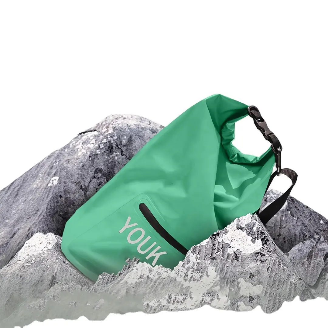 حقيبة جافة من قماش البولي فينيل كلوريد للاستخدام في الهواء الطلق مقاومة للماء حقيبة بحر بأشرطة كتف RFID ومميزات مضادة للسرقة نمط عصري للجنسين