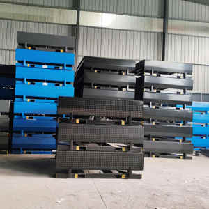 Plataforma de Carga de Servicio Pesado con Nivelador de Muelle, Plataforma de Carga de Carga Eléctrica Hidráulica de 22000 LBS para Camiones - Product Image 2