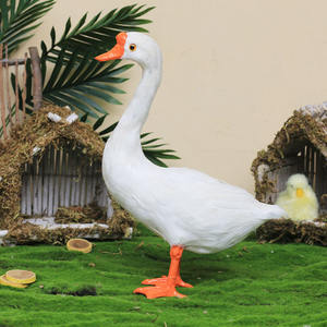 Toptan özel reçine zanaat kapalı dekorasyon sundurma kaz heykelcik heykeli - Product Image 1